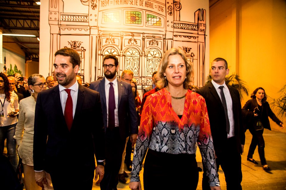 13.06.2019 - Prefeita Paula Mascarenhas e o Governador Eduardo Leite no lançamento das obras de drenagem da rua Gomes Carneiro na Fenadoce - Foto: Gustavo Vara