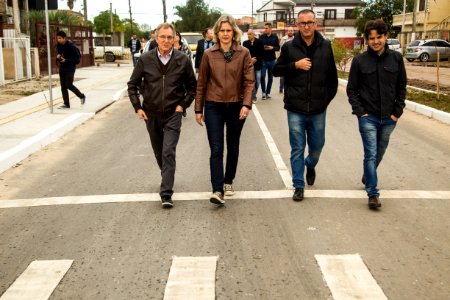 24.05.2019 - Prefeita Paula Mascarenhas e o vice Idemar Barz realizam a caminhada de entrega das obras da avenida São Jorge e rua Doutor Amarante - Foto: Gustavo Vara