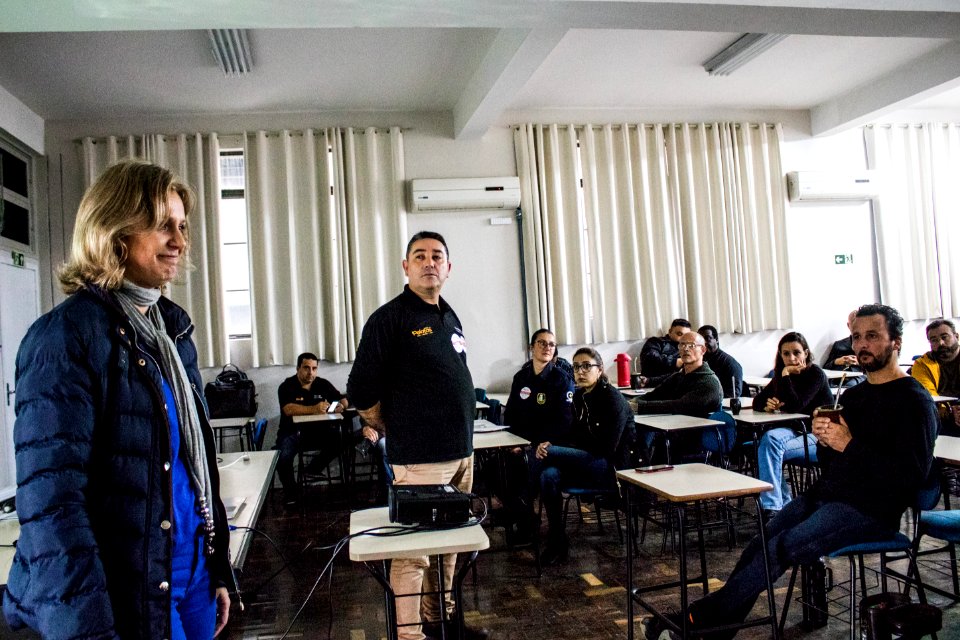 31.05.2019 - Prefeita Paula Marcarenhas visita às salas temáticas do Fórum de Segurança Pública - Foto Michel Corvello