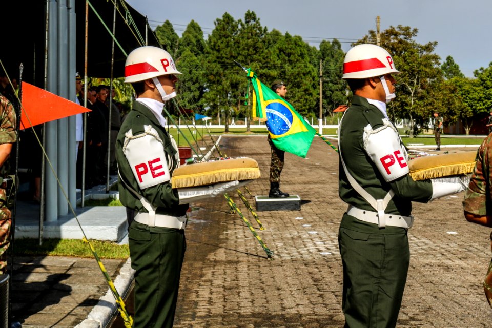 17.04.2019 - Vice-prefeito Idemar Barz é homenageado pelo Exército Brasileiro