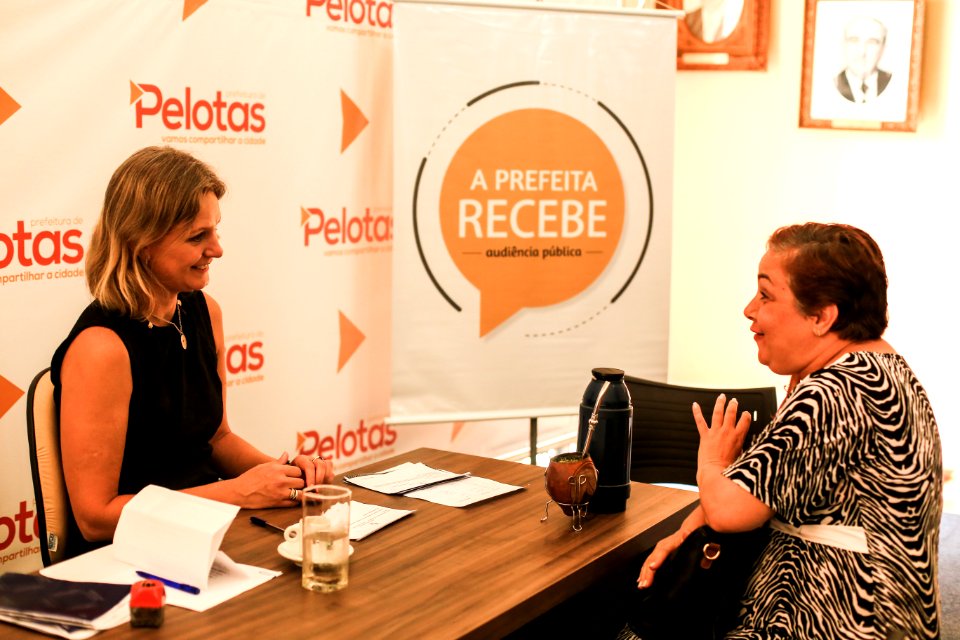 07.02.2019 - Prefeita Paula Mascarenhas durante edição do Prefeita Recebe, no Salão Nobre do Paço Municipal - Foto: Gustavo Vara