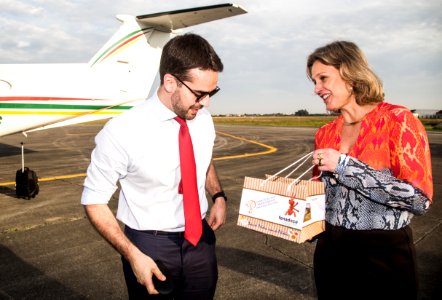 13.06.2019 - Prefeita Paula Mascarenhas recepciona o Governador do Rio Grande do Sul, Eduardo Leite no aeroporto de Pelotas - Foto: Gustavo Vara
