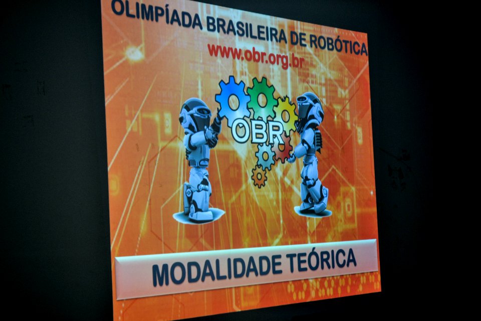 30-04-2019 - SMED - Clubes de Robótica das Escolas Municipais sobre as Olimpíadas de Robótica - Foto Janine Tomberg (17)