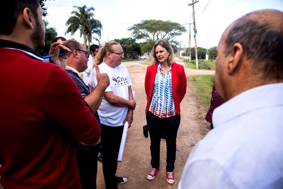 08.04.2019 - Prefeita Paula Mascarenhas acompanha mutirão no Sítio Floresta - Foto: Gustavo Vara