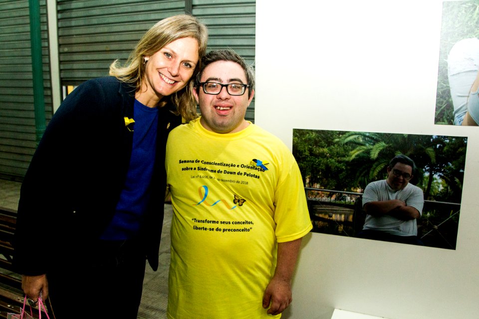 21.03.2019 - Prefeita Paula Mascarenhas prestigia a abertura da exposição de fotos ‘Transformando Olhares’, da Semana de Conscientização e Orientação sobre Síndrome de Down - Foto: Gustavo Vara