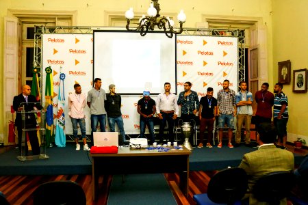 01.04.2019 - Vice-prefeito Idemar Barz na entrega da premiação do Campeonato de Futebol amador - Foto Michel Corvello