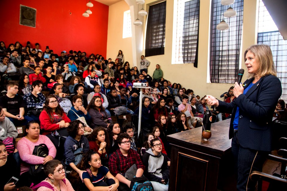 21.03.2019 - Prefeita Paula Mascarenhas realiza apresentação do Start aos alunos do Assis Brasil - Foto: Gustavo Vara