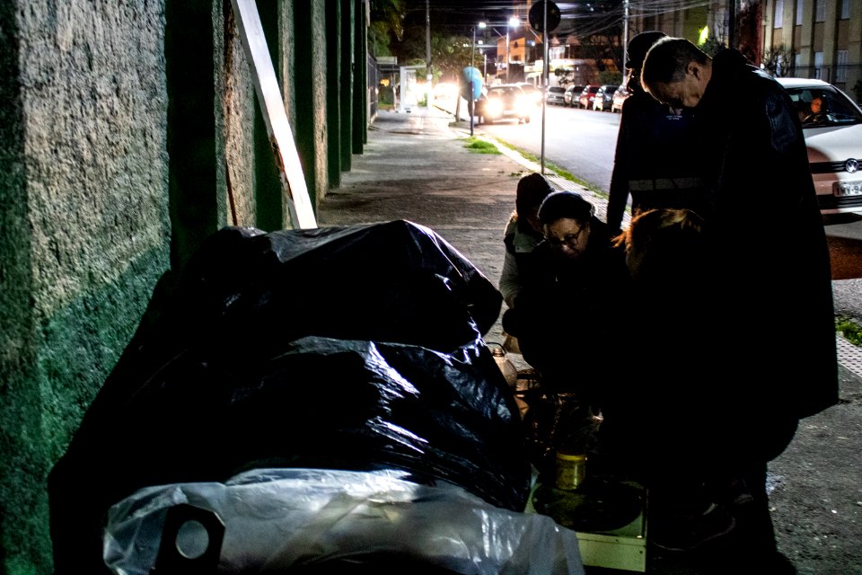 05.07.2019 - Atendimento na Casa de Passagem durante o inverno - Foto Michel Corvello