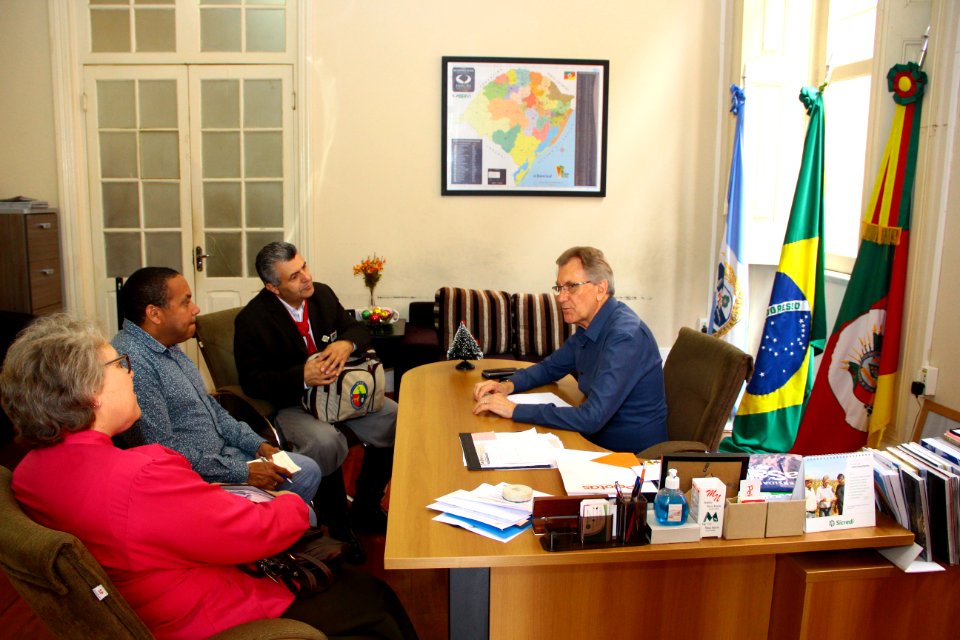 28.11.2018 - Gab Vice Prefeito - Visita do novo coordenador da 26° Região Tradicionalista - Foto Marcel Avila