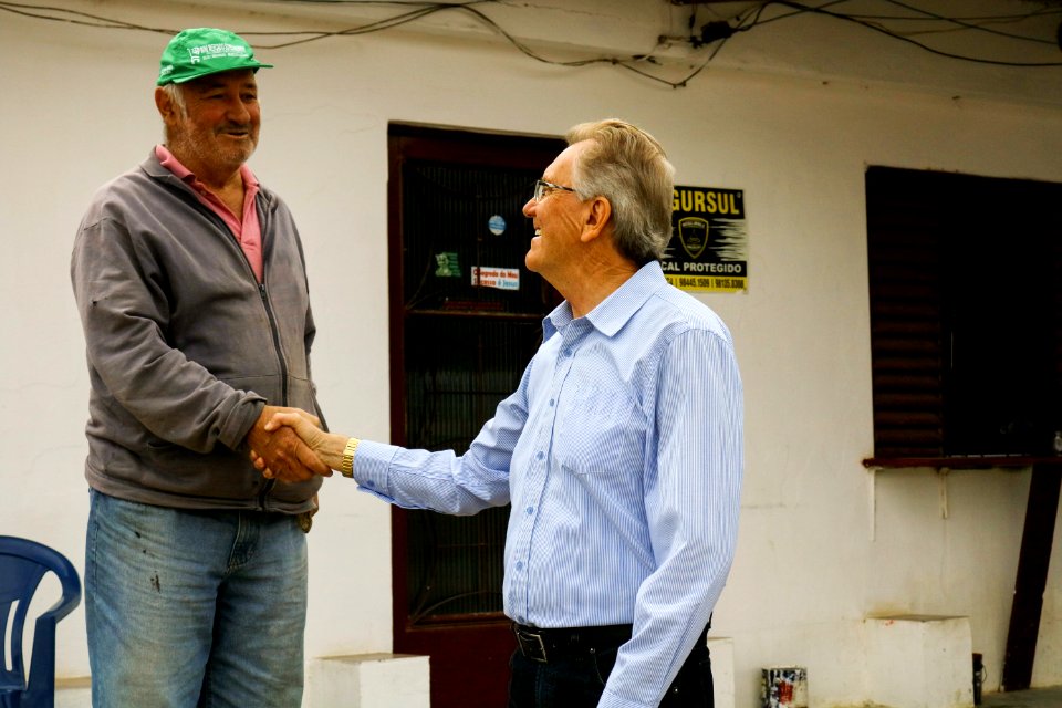 25.03.2019 - Vice-prefeito Idemar e secretário Roberto Ramalho visitam obras Rua Theodoro Born - Foto Michel Corvello