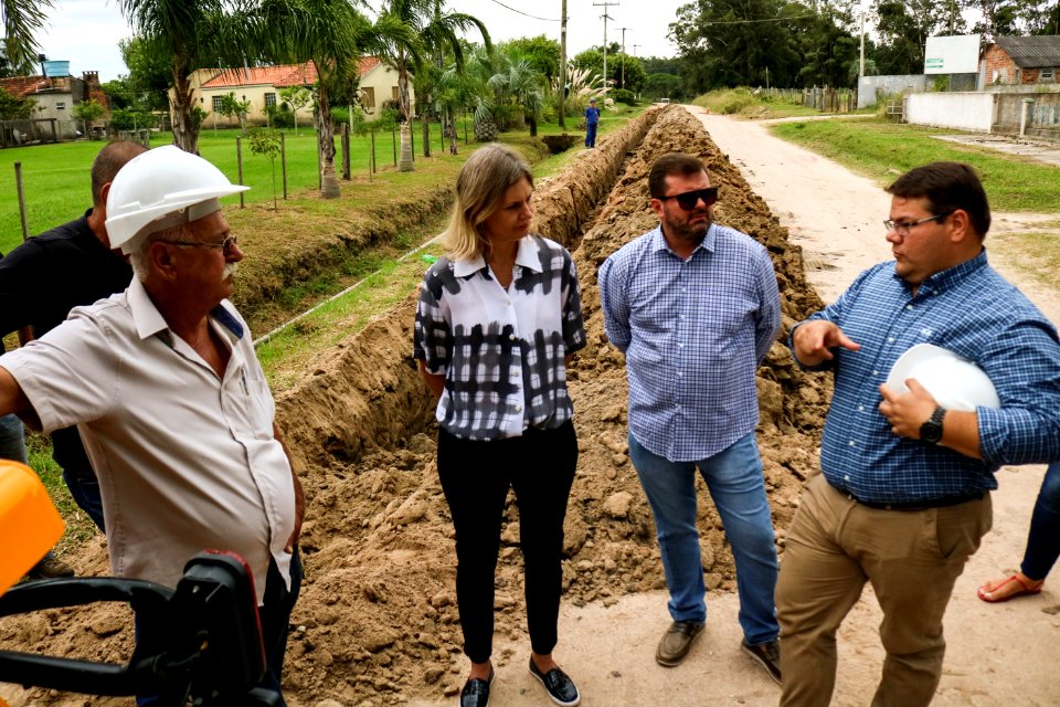 08.03.2019 - Prefeita Paula Mascarenhas visita as obras do Sanep - Foto Michel Corvello-58