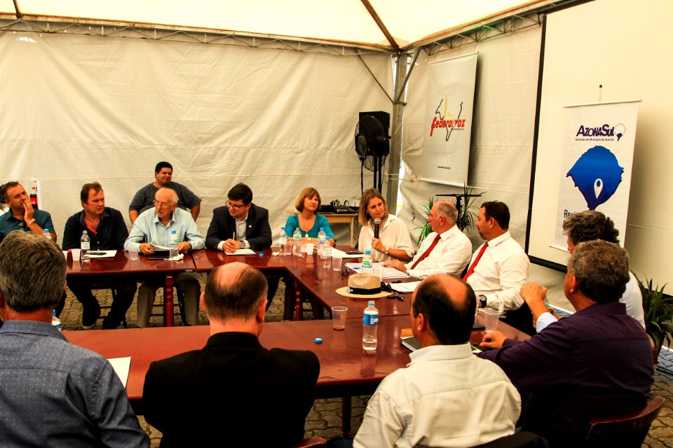 20.02.2019 - Prefeita Paula Mascarenhas participa da reunião da Azonasul na Colheita do Arroz Foto: Gustavo Vara