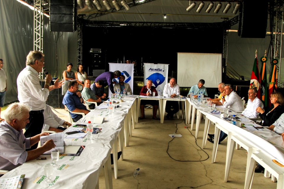17.01.2019 - Prefeito em exercício Idemar Barz participa da reunião da Azonasul em Herval/RS - Foto: Gustavo Vara