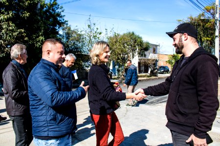 18.07.2019 - Prefeita Paula Mascarenhas realiza caminhada para entrega da rua Francisco Simões no Fragata - Foto Michel Corvello