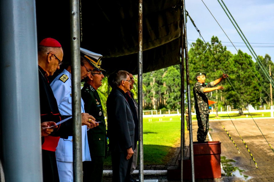 17.04.2019 - Vice-prefeito Idemar Barz é homenageado pelo Exército Brasileiro