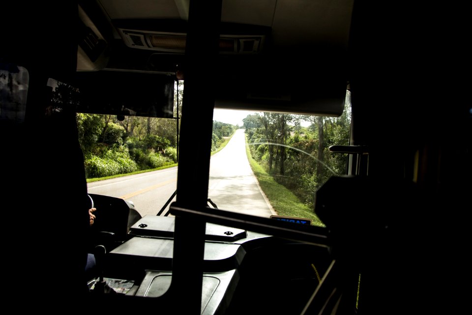 01.05.2019 - Prefeita Paula Mascarenhas realiza o percurso de ida feito com o transporte coletivo rural, saída do ponto da General Neto entre Santa Tecla e Deodoro, a caminho da FETOMATE no Grupelli - Foto: Gustavo Vara
