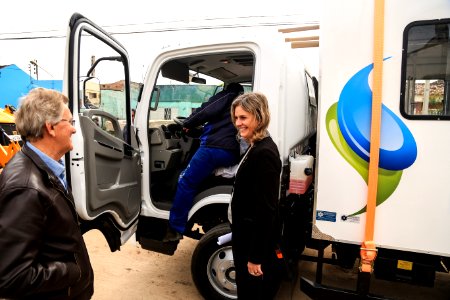11.10.2018 - Prefeita Paula Mascarenhas e o vice Idemar Barz realizam a entrega de veículos no reservatório R5, entrega de máquinas e visita nas obras do Sanep,  no Fragata - Foto: Gustavo Vara