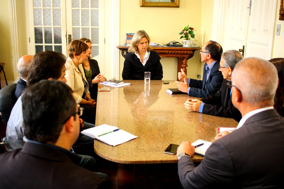 08.10.2018 - Reunião com a provedoria da Santa Casa - Foto Marcel Ávila