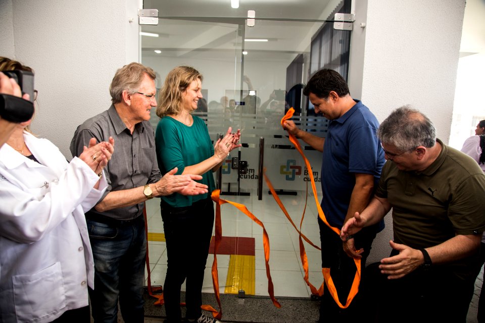 29.09.2018 - Prefeita Paula Mascarenha e o vice Idemar Barz na cerimônia de inauguração da UBS Virgilio Costa - Foto: Gustavo Vara