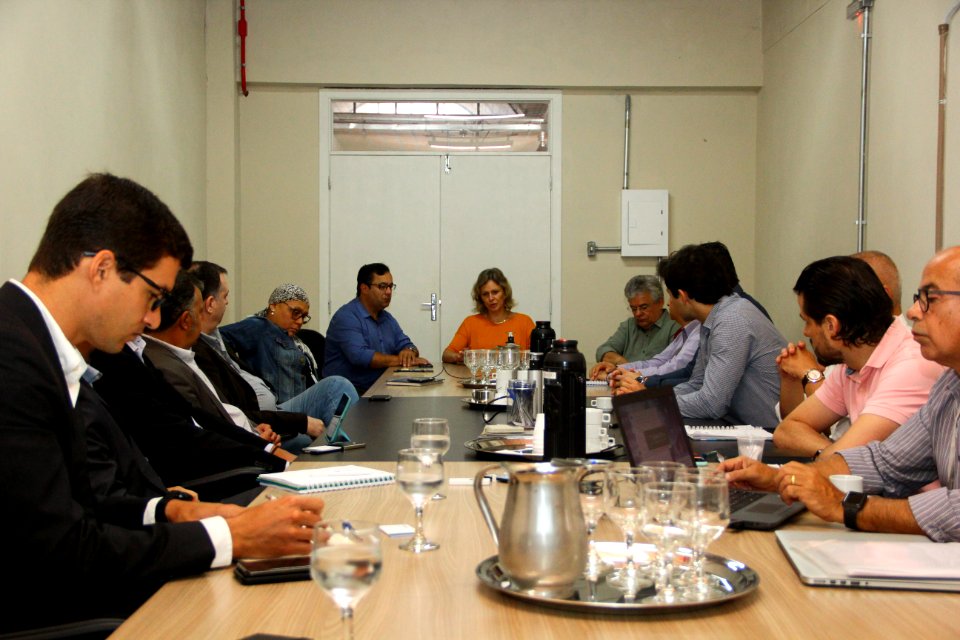 18.12.2018 - Gab Prefeita - Reunião Iluminação Pública com BNDES - Foto Marcel Avila