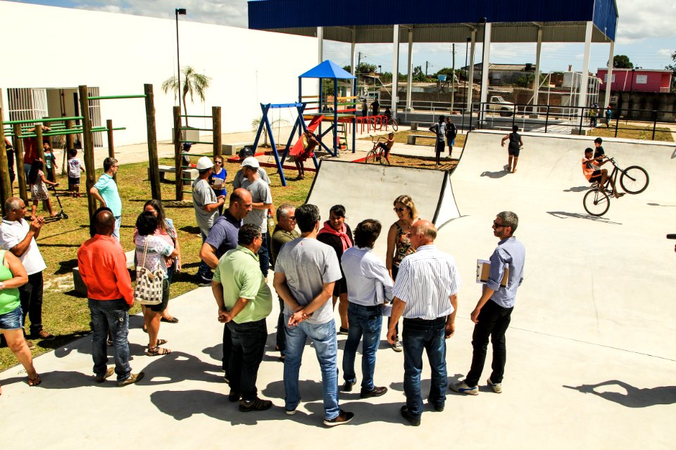 04.01.2019 - Prefeita Paula Mascarenhas visita às obras do CEU Dunas  - Foto: Gustavo Vara
