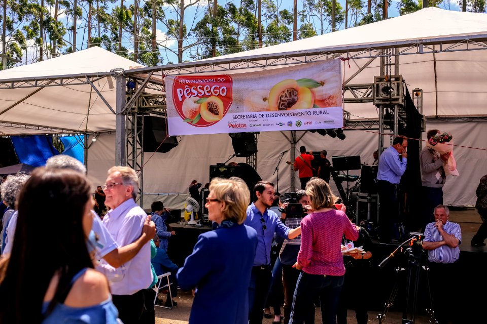 02.12.2018 Abertura Oficial da Festa Municipal do Pêssego - Fotos Gustavo Mansur