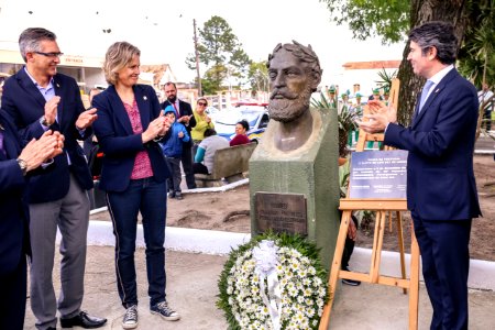 02.12.2018 Inauguração do busto de Camões - Fotos Gustavo Mansur