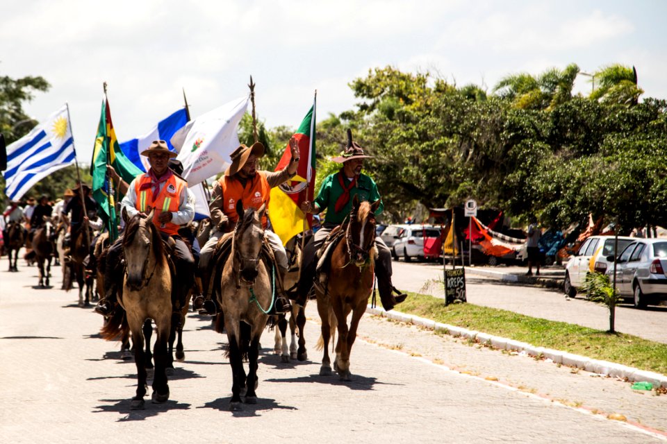 27.01.2019 - Prefeita Paula Mascarenhas e o vice Idemar Barz recepcionam os Cavalarianos da Costa Doce em Pelotas - Foto: Gustavo Vara