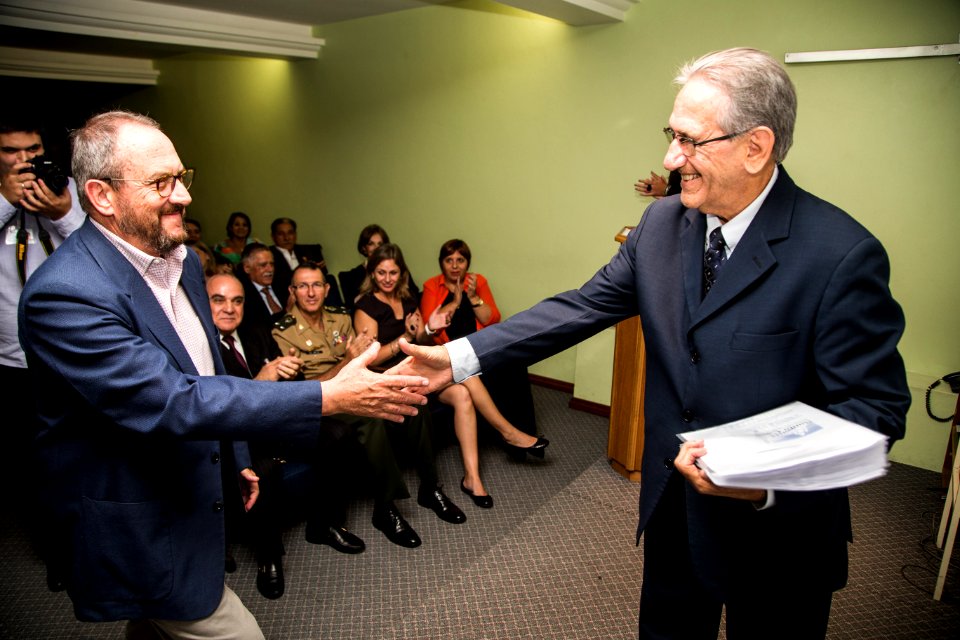 01.04.2019 - Prefeita Paula Mascarenhas prestigia a posse do novo provedor da Santa Casa de Misericórdia de Pelotas, Dr. João Francisco Neves da Silva - Foto: Gustavo Vara