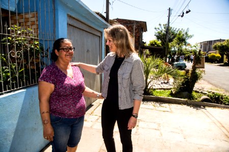 22.10.2018 - Prefeita Paula Mascarenhas realiza a caminhada de entrega da ruas 6 e 7 da Bom Jesus - Foto: Gustavo Vara