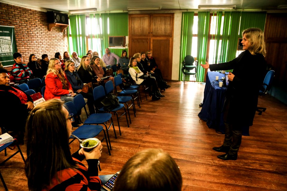 12.09.2018 - Prefeita Paula Mascarenhas realiza palestra aos gestores da educação em São Lourenço do Sul - Foto: Gustavo Vara