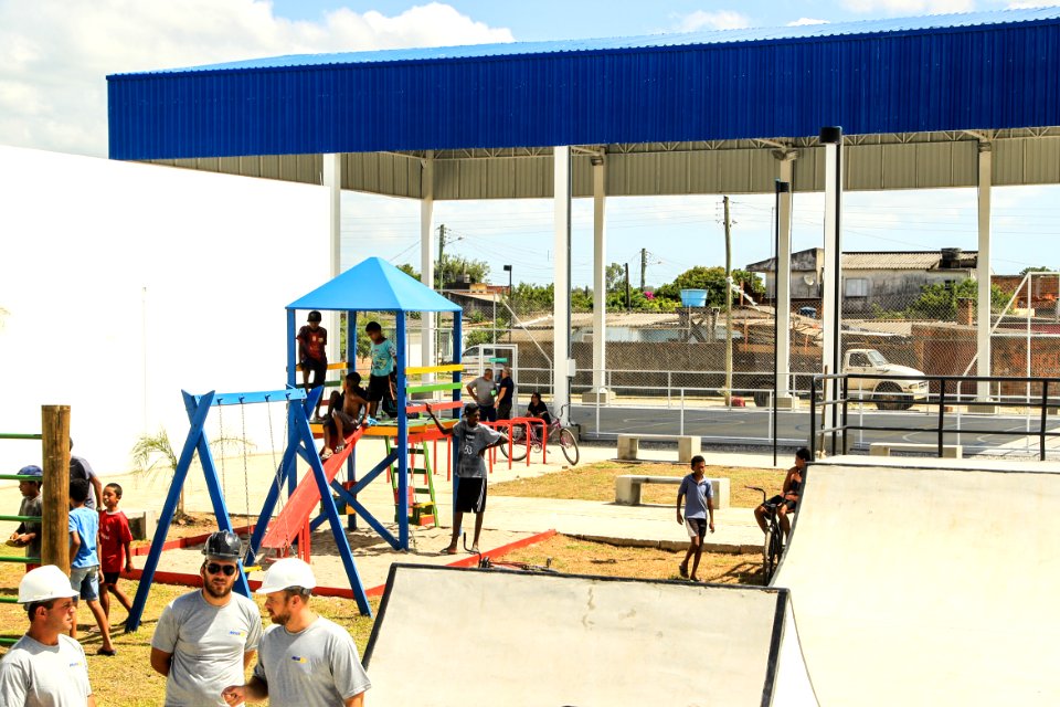 04.01.2019 - Prefeita Paula Mascarenhas visita às obras do CEU Dunas  - Foto: Gustavo Vara
