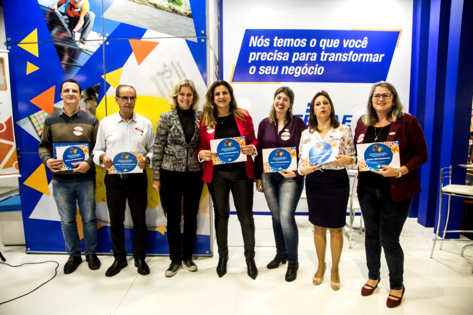 17.06.2019 - Prefeita Paula Mascarenhas realiza a entrega de certificados do Educação Empreendedora JEPP - JOVENS EMPREENDEDORES PRIMEIROS PASSOS  - Foto: Gustavo Vara