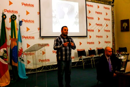 01.04.2019 - Vice-prefeito Idemar Barz na entrega da premiação do Campeonato de Futebol amador - Foto Michel Corvello