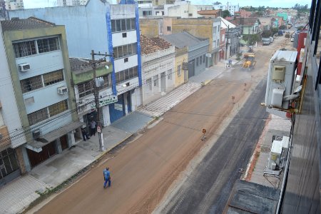 08.03.2019 - Obras na rua Marechal Deodoro