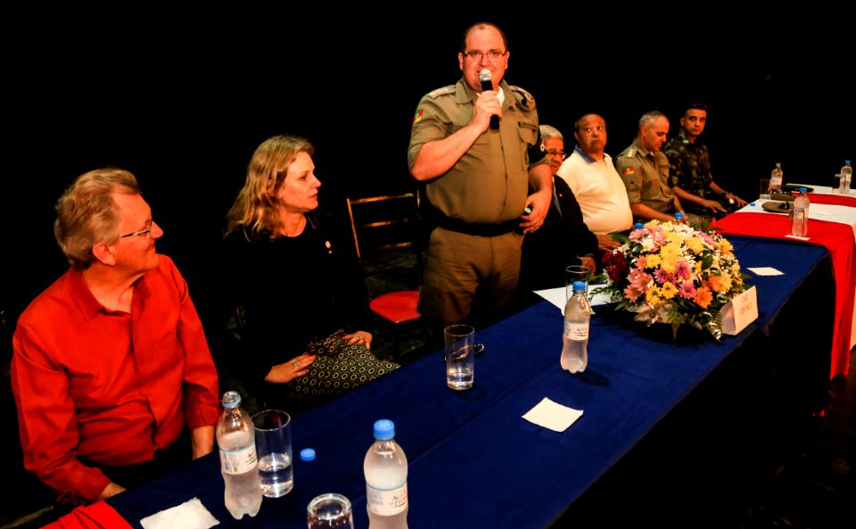 21.11.2018 - Prefeita Paula Mascarenhas e o vice Idemar Barz participam da formação Brigada Militar  - Foto: Gustavo Vara