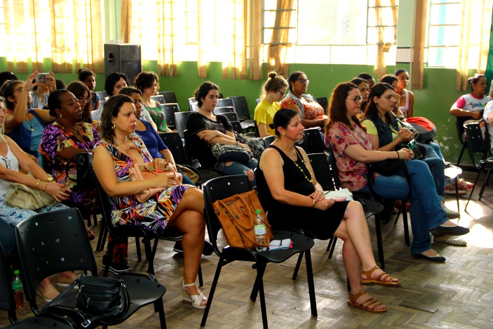 23.11.2018 - SAS - Campanha Violência Contra Mulher - Quem Ama Abraça - Foto Marcel Avila