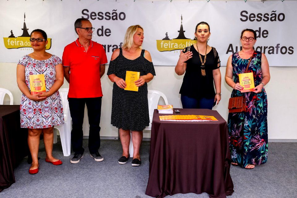 11.11.2018 Lançamento Livro de Receitas das Merendeiras - Fotos Gustavo Mansur