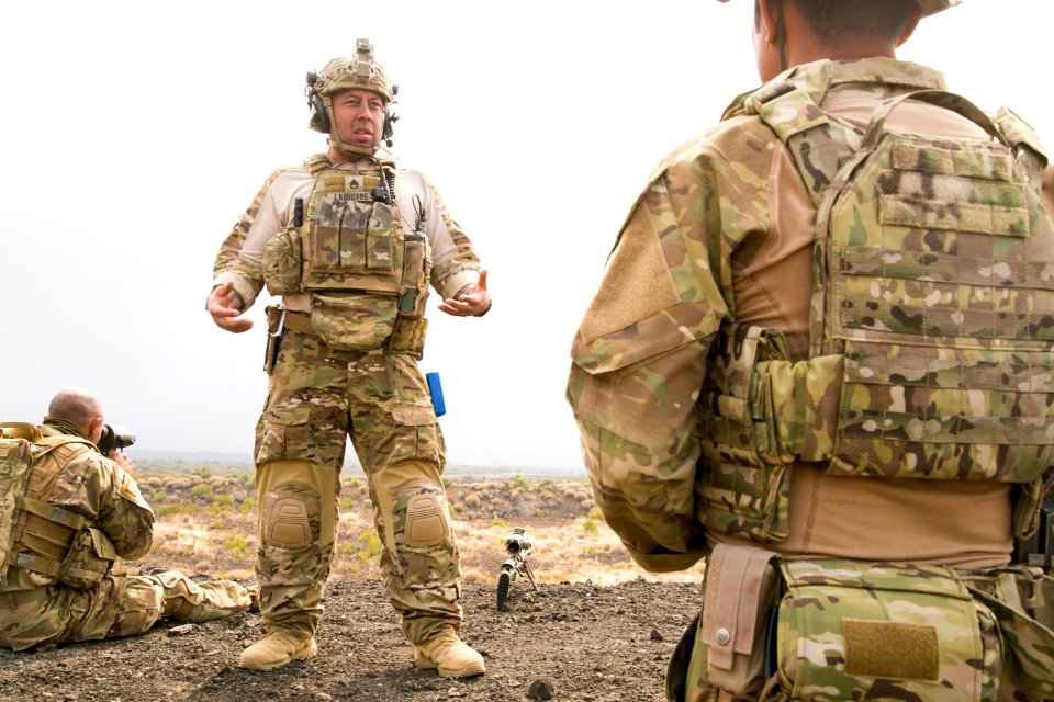 California Soldiers train in Hawaii