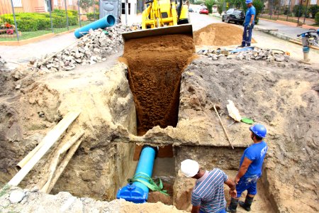 07.11.2018 - SANEP - Construção Adutora ETA São Gonçalo na rua Barão de Santa Tecla - Foto Marcel Avila (14)