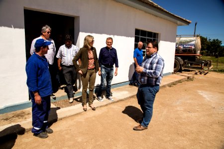 09.11.2018 - Prefeita Paula Mascarenhas e o vice Idemar Barz, acompanhados do Diretor Presidente do SANEP, Alexandre Garcia, realizam visita técnica na ETA Sinnot - Foto: Gustavo Vara