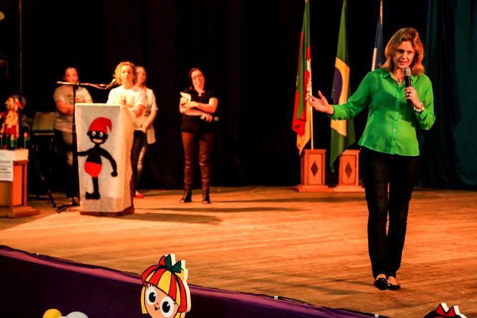 08.11.2018 - Prefeita Paula Mascarenhas participa da Jornadinha literária da Smed - Foto: Gustavo Vara