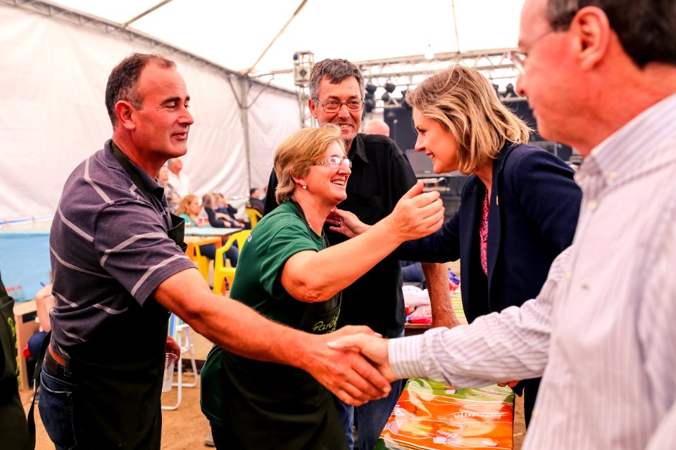 02.12.2018 Abertura Oficial da Festa Municipal do Pêssego - Fotos Gustavo Mansur