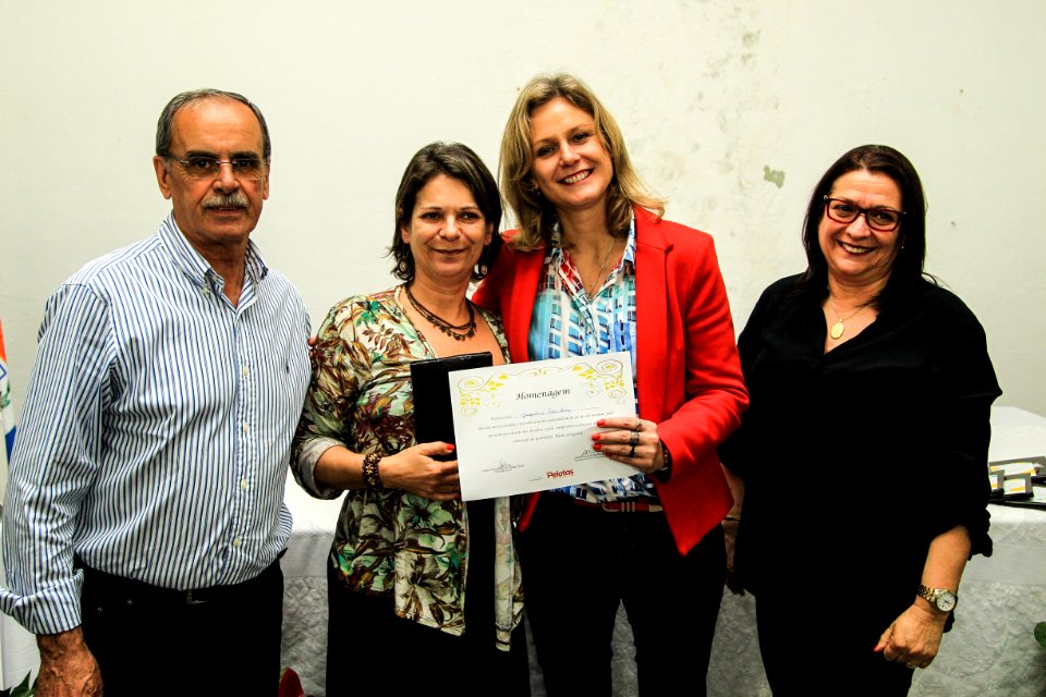 19.10.2018 - Prefeita Paula Mascarenhas durante homenagem ao Dia do Professor aos professores da rede municipal - Foto: Gustavo Vara