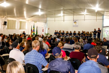 29.11.2018 - Gab Vice - Idemar Barz e Jair Seidel com Formandos da Emater em Canguçu - Foto Michel Corvello