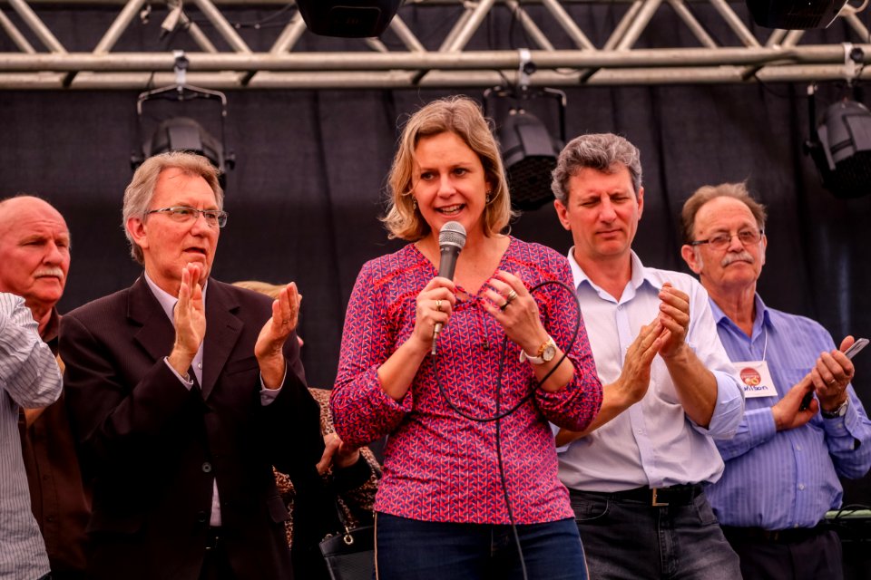 02.12.2018 Abertura Oficial da Festa Municipal do Pêssego - Fotos Gustavo Mansur