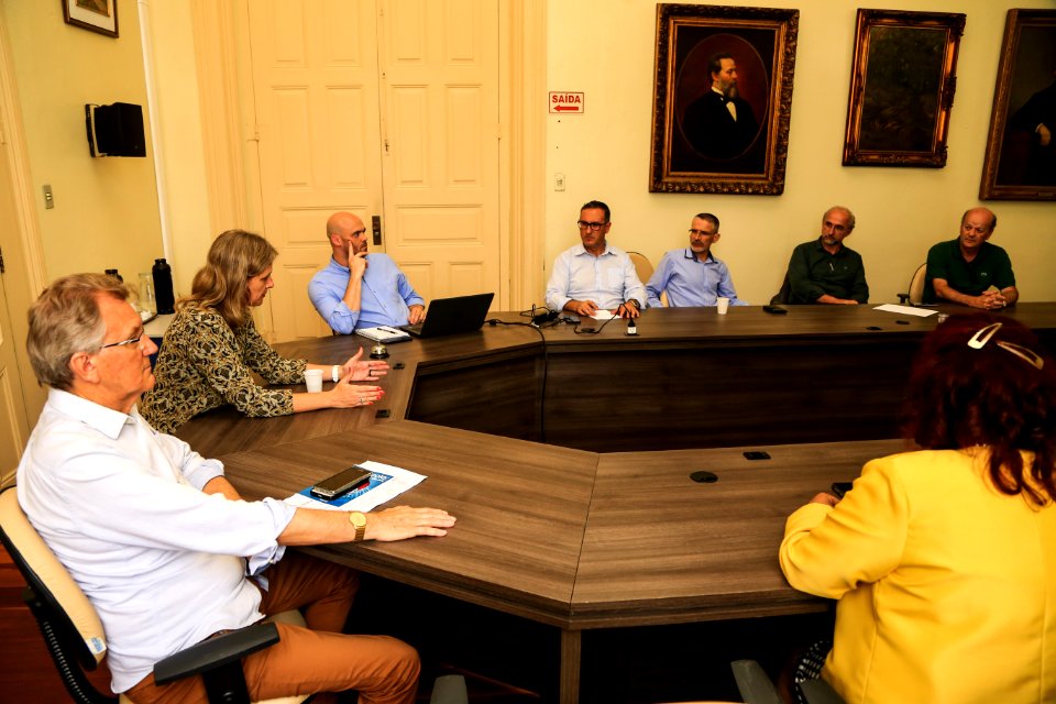 13.11.2018 - Prefeita Paula Mascarenhas em reunião com vereadores da oposição - Foto: Gustavo Vara