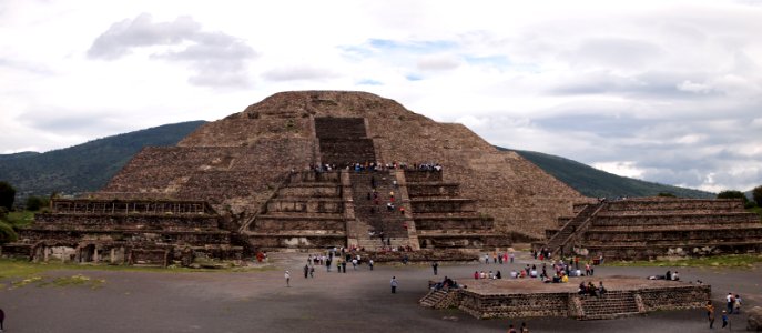 Pyramid of the Moon photo