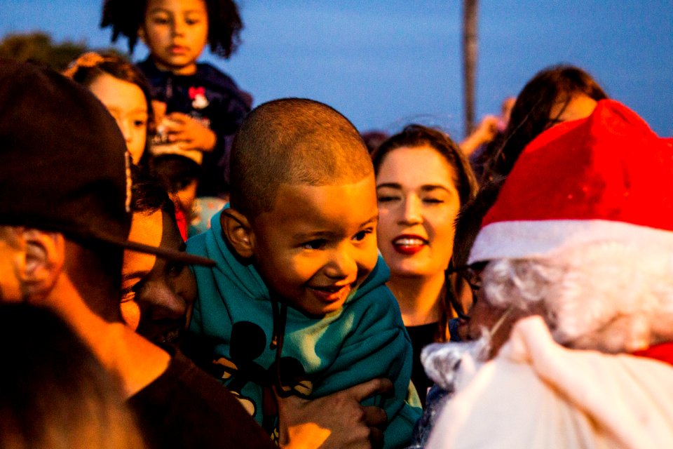 09.12.2018 - Chegada do Papai Noel na Praia do Laranjal em Pelotas - Foto: Gustavo Vara