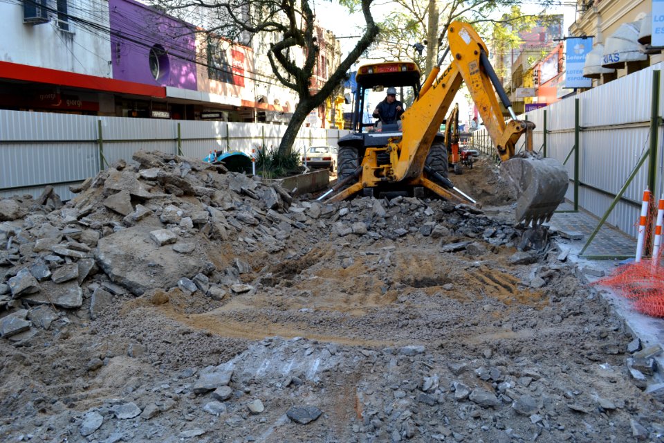 02.08.2018 - Obras do calçadão Foto Janine Tomberg (23)
